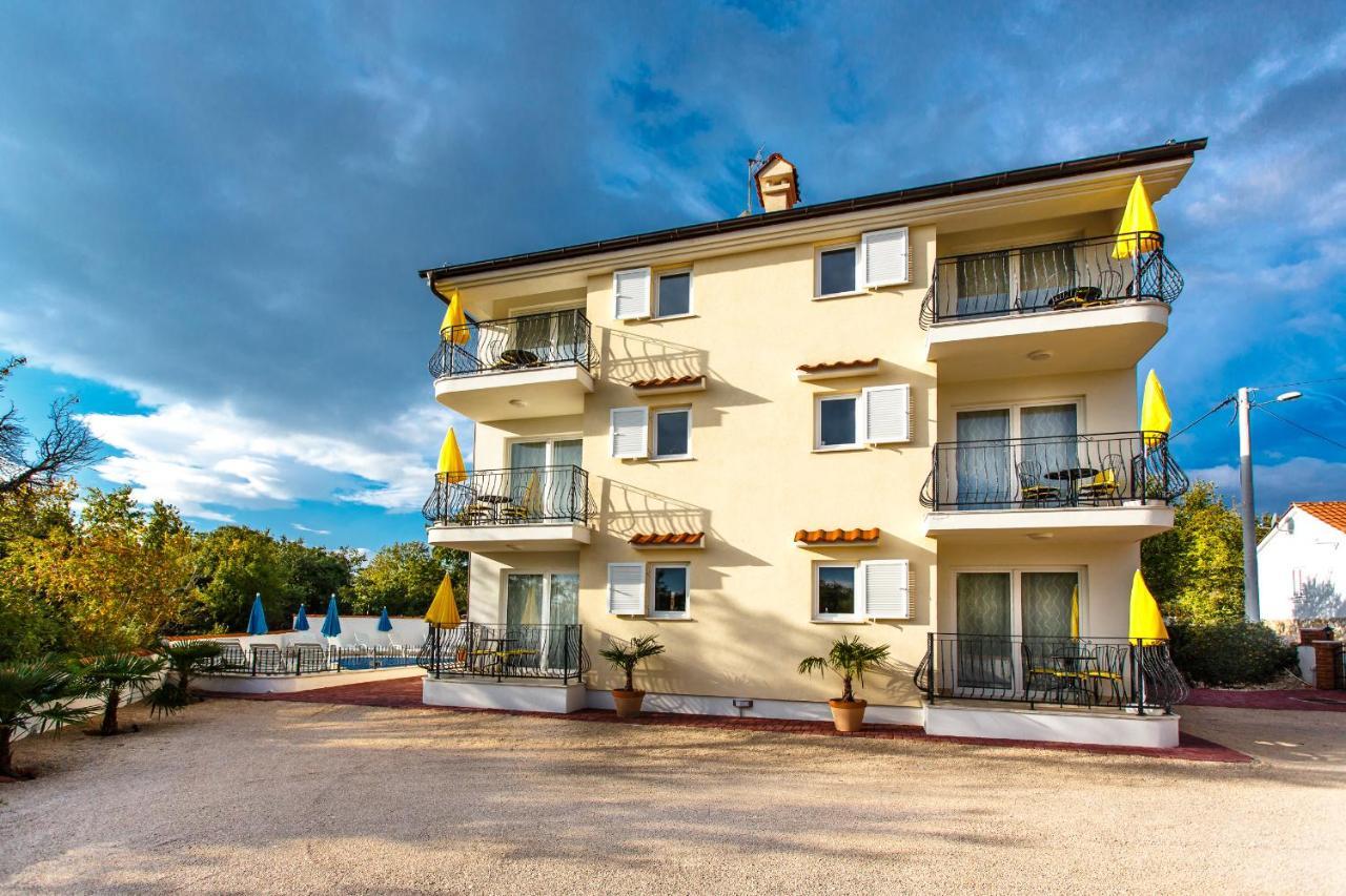 Luxury Palmer Residence Krk Dobrinj Bagian luar foto
